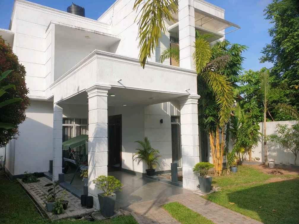 Vidushi Home Minuwangoda Exteriér fotografie